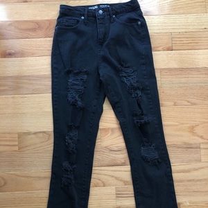 Black ripped mom jeans